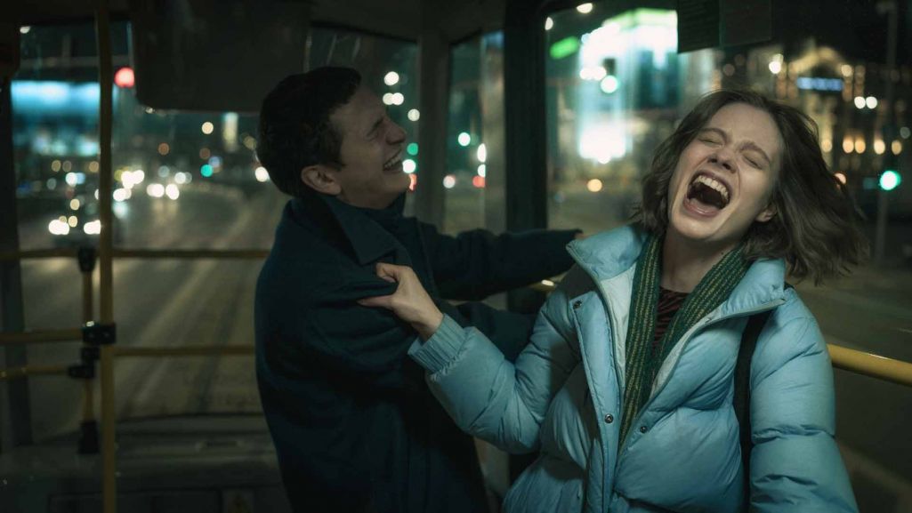 Agata jest niewidoma, Robert jest uznanym fotografem, dla którego dobre oko odgrywa kluczową rolę w pracy. Fot. materiały prasowe Wonder Films