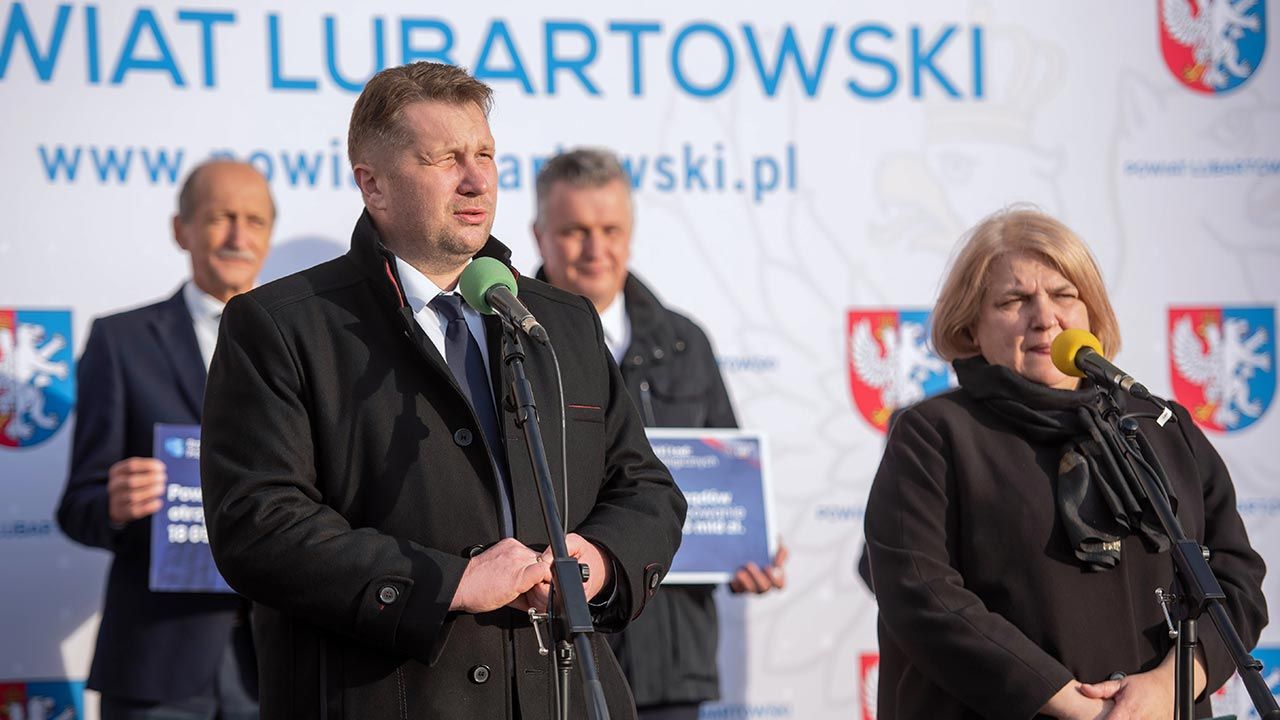 W ramach Funduszu „Polski Ład” samorządy z woj. lubelskiego otrzymały ponad 1,8 mld zł (fot. PAP/Wojtek Jargiło) W ramach Funduszu „Polski Ład” samorządy z woj. lubelskiego otrzymały ponad 1,8 mld zł (fot. PAP/Wojtek Jargiło)