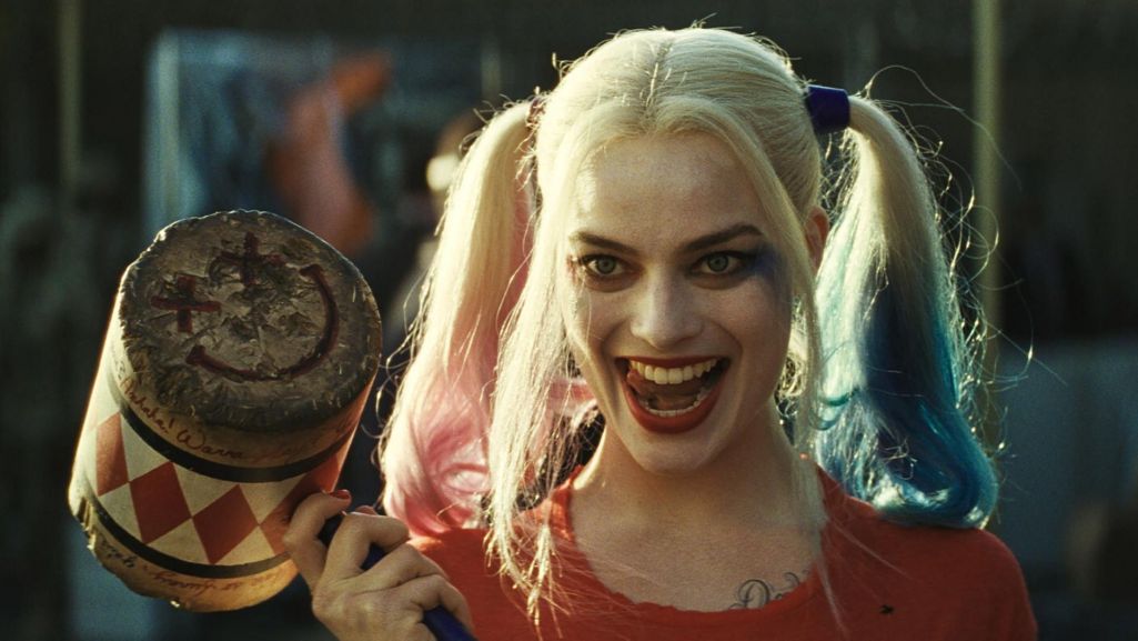 Fani komiksów uwielbiają Margot Robbie w roli Harley Quinn. Fot. Courtesy of Warner Bros. Picture/ PAP/ Photoshot