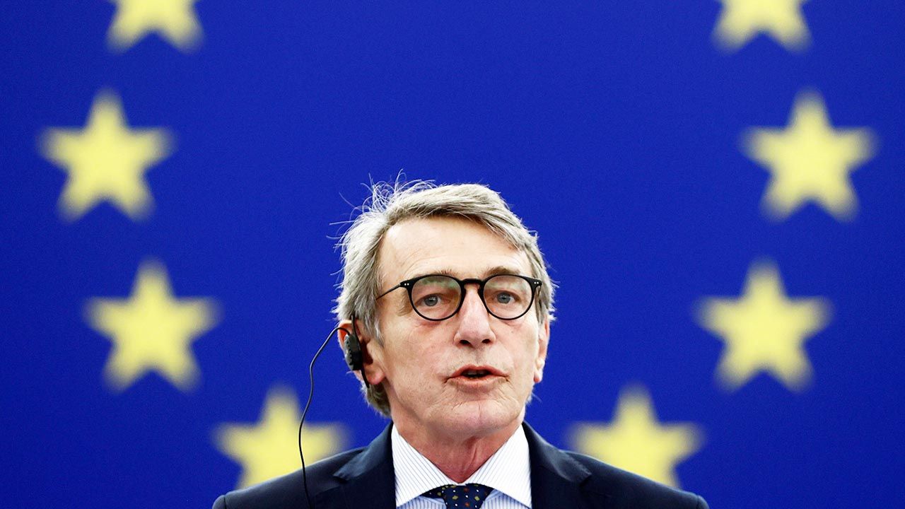 Przewodniczący Parlamentu Europejskiego David Sassoli (fot. PAP/EPA)