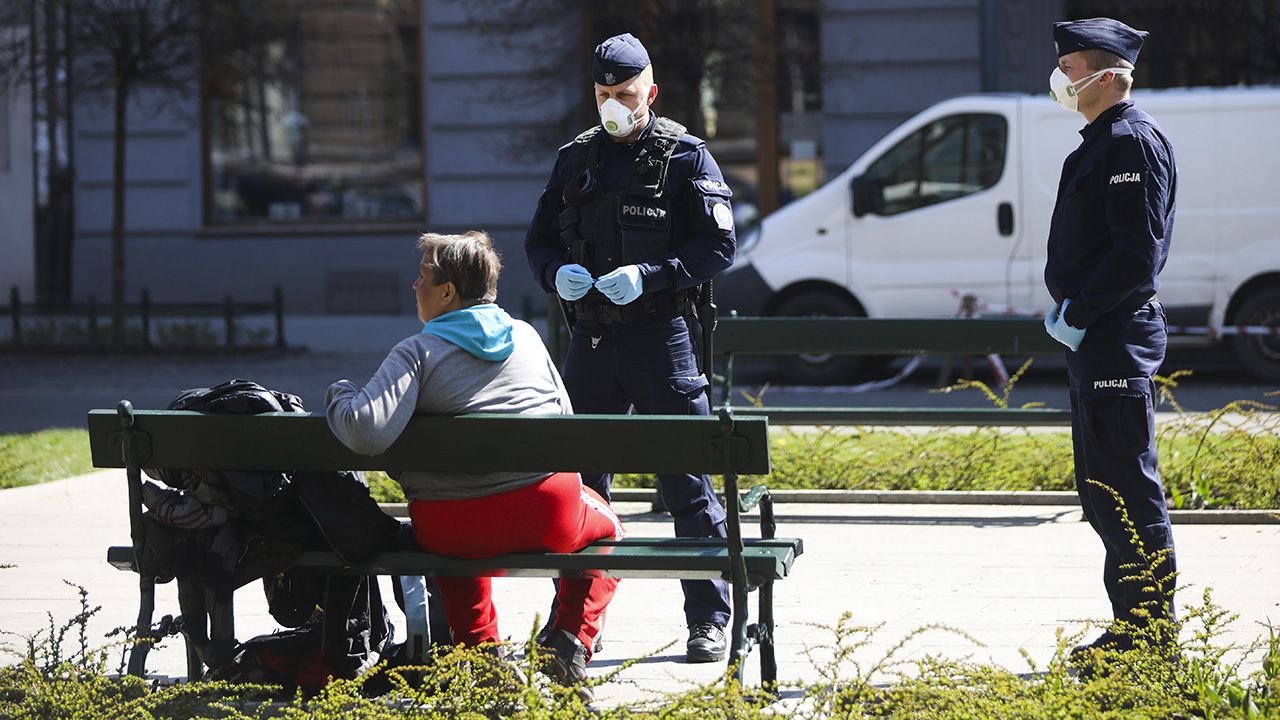 Rozpoczyna się kolejna fala epidemii (fot. Beata Zawrzel/NurPhoto via Getty Images) Rozpoczyna się kolejna fala epidemii (fot. Beata Zawrzel/NurPhoto via Getty Images)