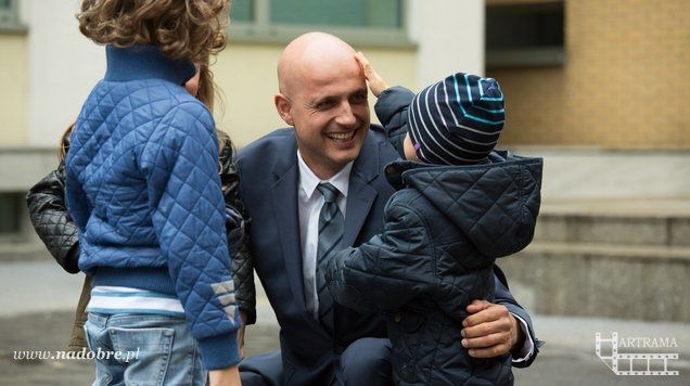 Konica walczy o dzieci!