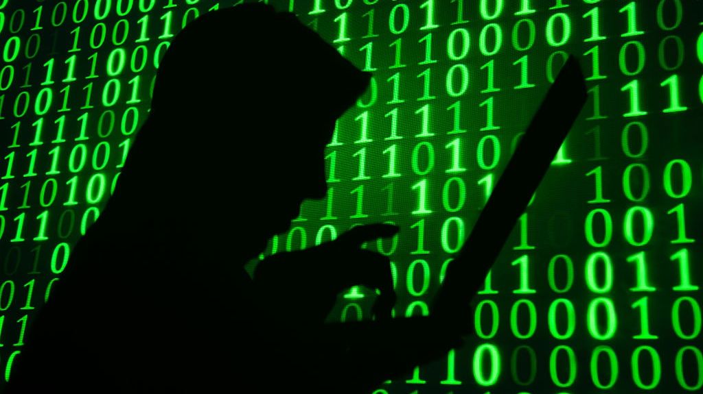 Дванадесет правителствени министерства на Норвегия са били засегнати от кибератака
