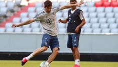Robert Lewandowski na treningu Bayernu przed startem Bundesligi (fot. Getty)