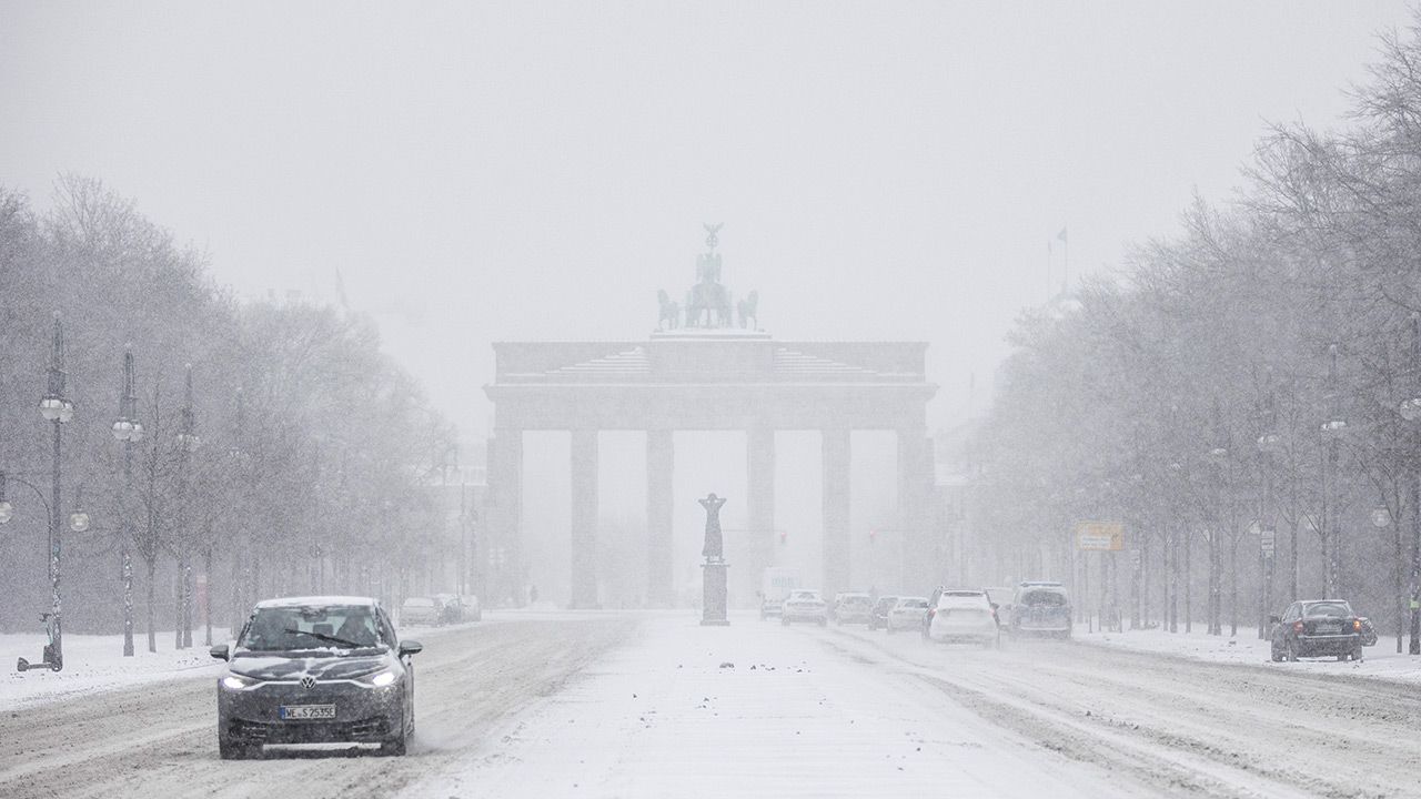 Zaopatrzenie gwarantowane ze źródeł odnawialnych to poniżej 3 proc. zapotrzebowania (fot. Florian Gaertner/Photothek via Getty Images) Zaopatrzenie gwarantowane ze źródeł odnawialnych to poniżej 3 proc. zapotrzebowania (fot. Florian Gaertner/Photothek via Getty Images)