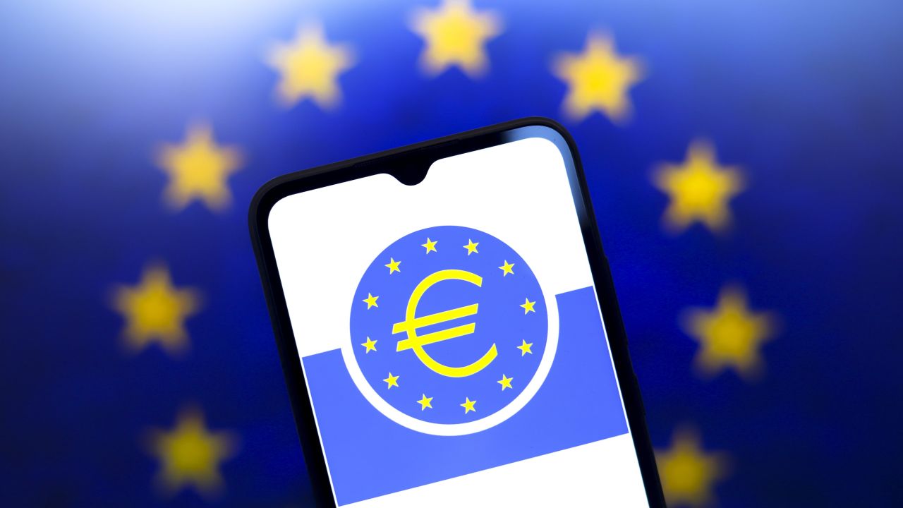 EU ministers agree on digital euro roadmap – TVP World