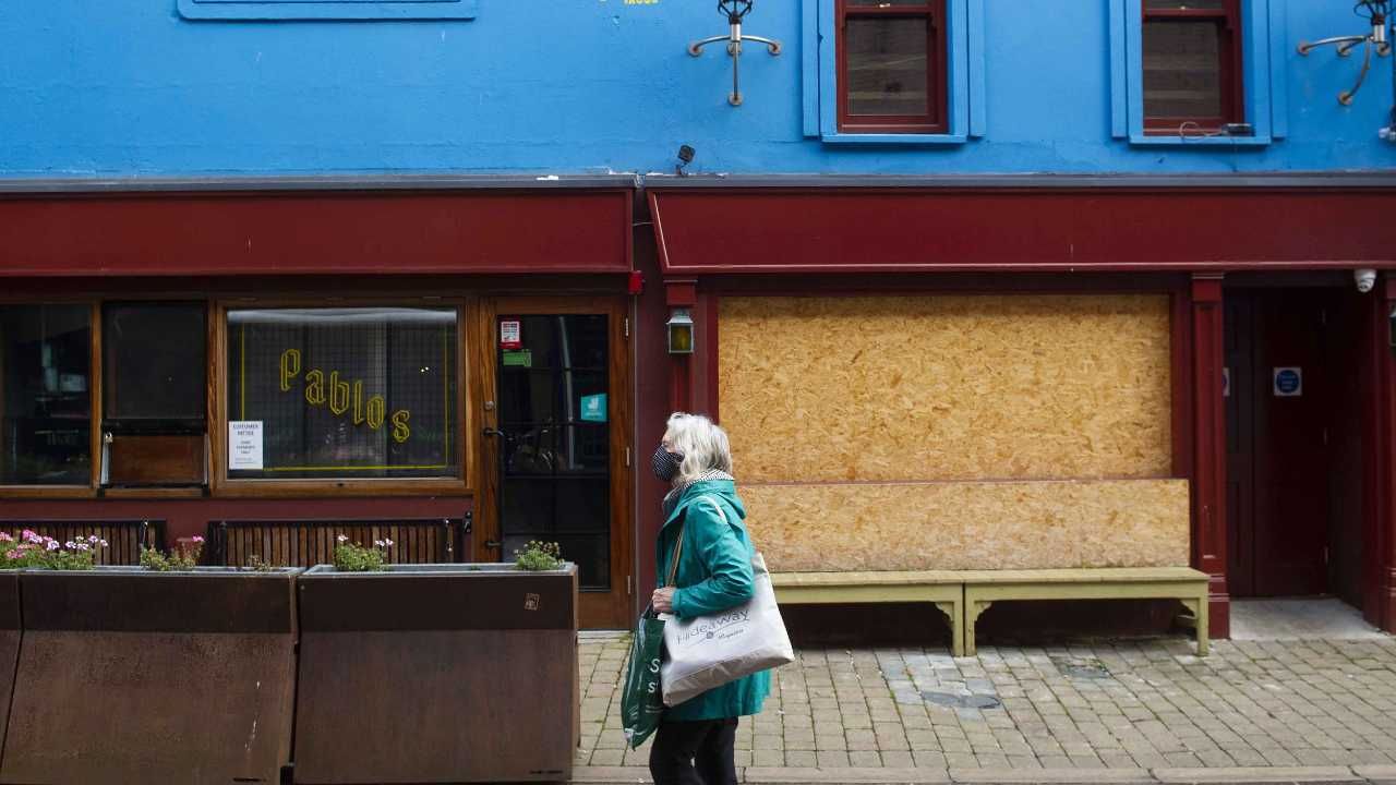 Irlandia zmaga się z pandemią (fot. PAP/EPA/MARK MARLOW) Irlandia zmaga się z pandemią (fot. PAP/EPA/MARK MARLOW)