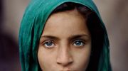 unguarded-moments-steve-mccurry