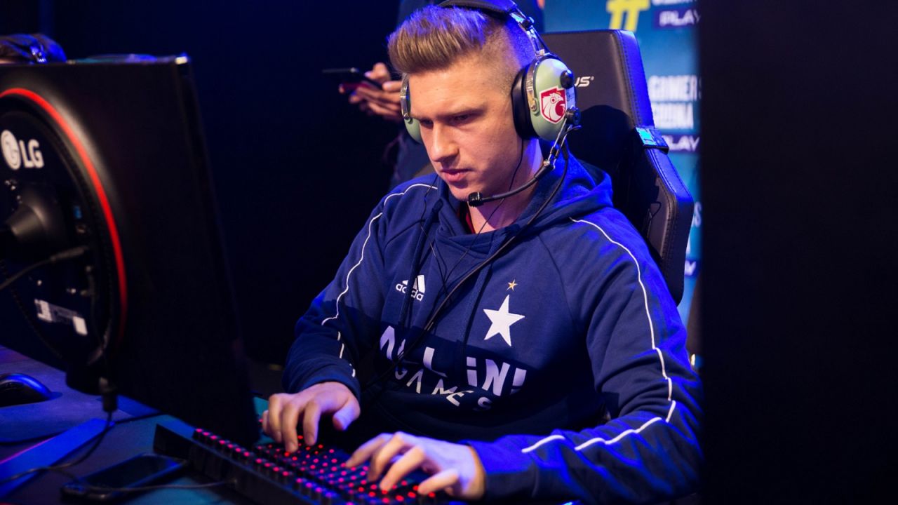 Grzegorz "SZPERO" Dziamałek (fot. Wisła All! in Games Kraków)