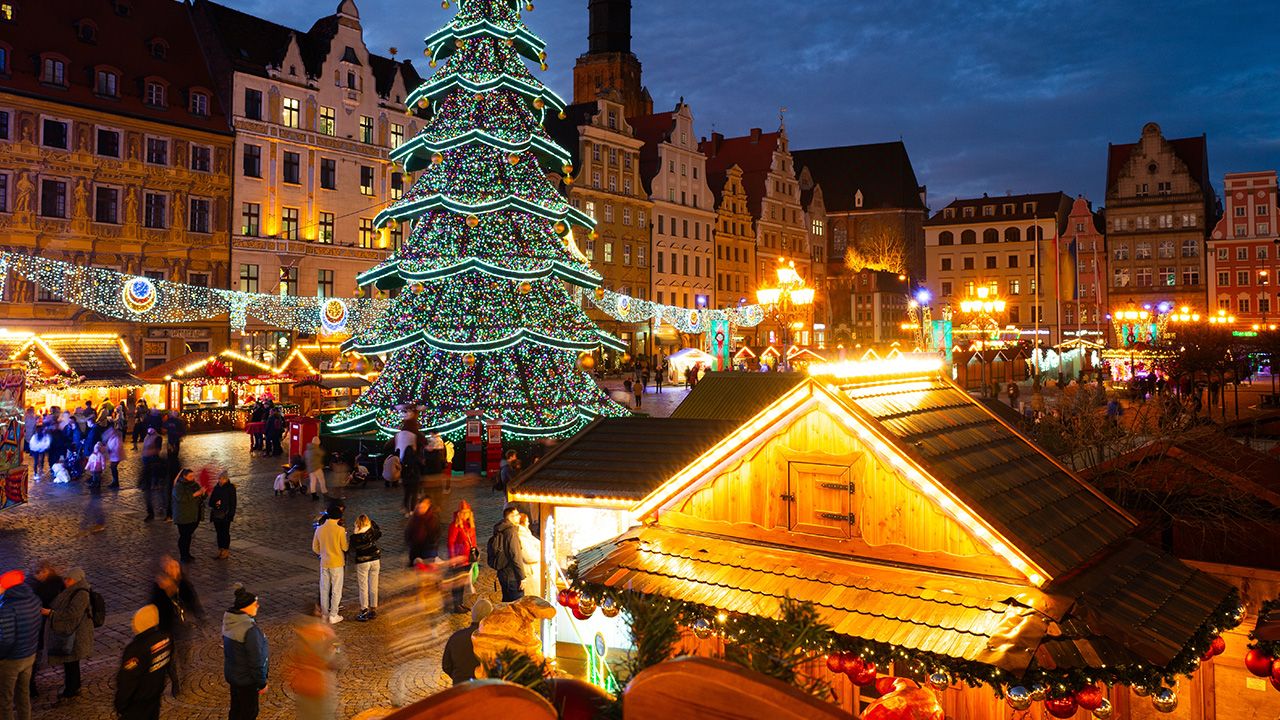 Najpiękniejsze jarmarki bożonarodzeniowe w Polsce. Ruszają lada dzień
