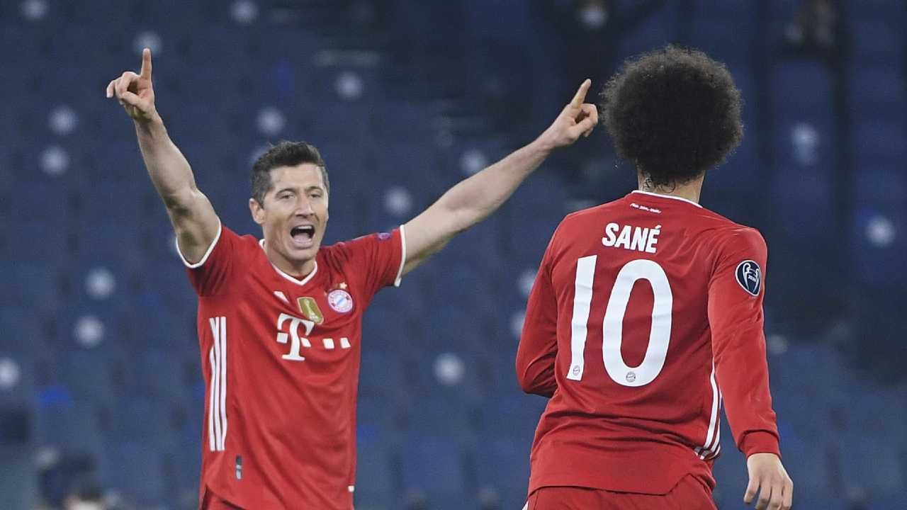 Robert Lewandowski strzelił już 72 gole w Lidze Mistrzów (fot. PAP/EPA/MAURIZIO BRAMBATTI) Robert Lewandowski strzelił już 72 gole w Lidze Mistrzów (fot. PAP/EPA/MAURIZIO BRAMBATTI)