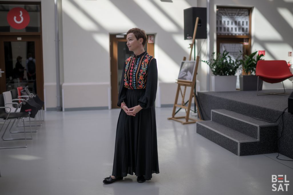 Сузаснавальніца кампаніі «Будзьма беларусамі», старшыня рады Згуртавання беларусаў свету «Бацькаўшчына» Ніна Шыдлоўская на Першым Кангрэсе беларускай культуры ў эміграцыі. Варшава, Польшча. 17 верасня 2023 года. (Фота: Карына Пашко / Белсат.)