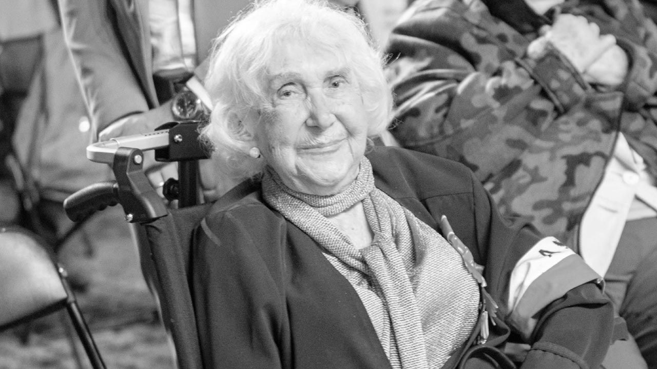 Lucyna Adamkiewicz była łączniczką w Powstaniu Warszawskim (fot. TT/MuzeumPowstania1944) Lucyna Adamkiewicz była łączniczką w Powstaniu Warszawskim (fot. TT/MuzeumPowstania1944)