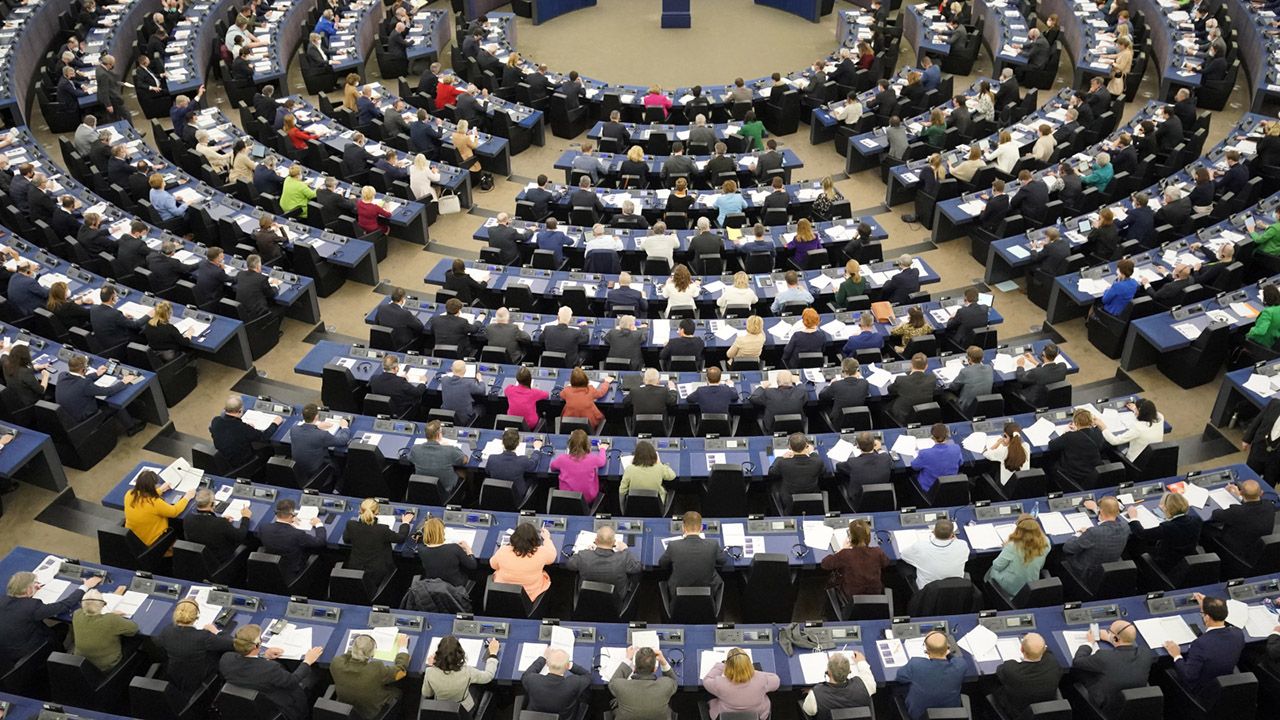 W Parlamencie Europejskim odbyła się w środę debata (fot. PAP/EPA/R.WITTEK)