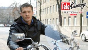 Przystojniak na motocyklu!