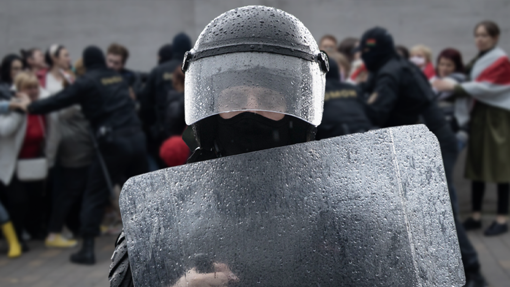 Сілавікі, міліцыя, АМАП. Калаж з (фота: belsat.eu)
