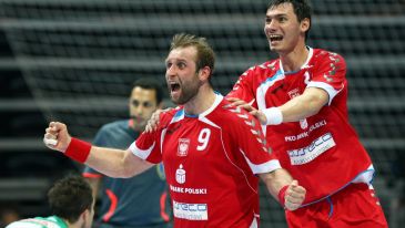 Artur Siódmiak i Krzysztof Lijewski sekundy po "rzucie Siódmiaka" w meczu z Norwegią (fot. Getty)