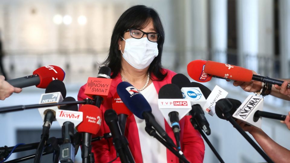 Z klubu PiS odeszło trzech posłów. Formalnie PiS traci ...