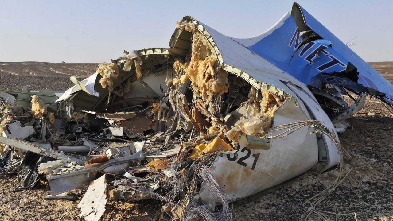 Szczątki maszyny znaleziono w regionie Hassana na południe od miasta Al-Arisz (fot. PAP/ EPA/STR)