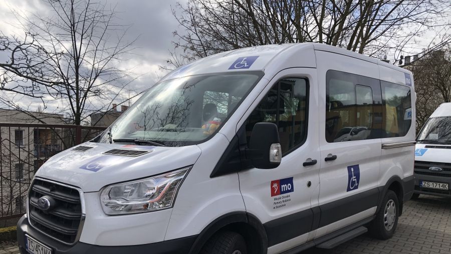 Dojedź na wybory bez przeszkód. Transport dla osób z niepełnosprawnością w Szczecinie (źródło: MOPR w Szczecinie)