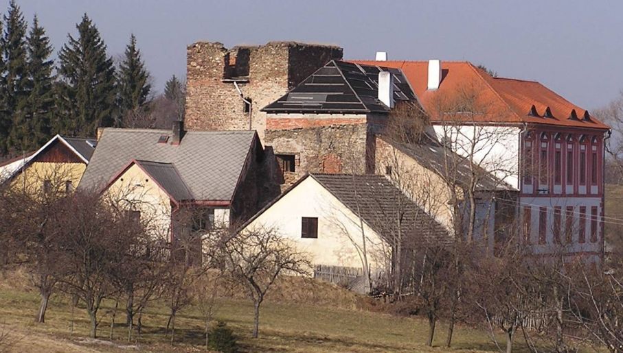 Zamek w Dobrš, włości ostatniego rycerza (fot. Wiki/Jan Dudík)