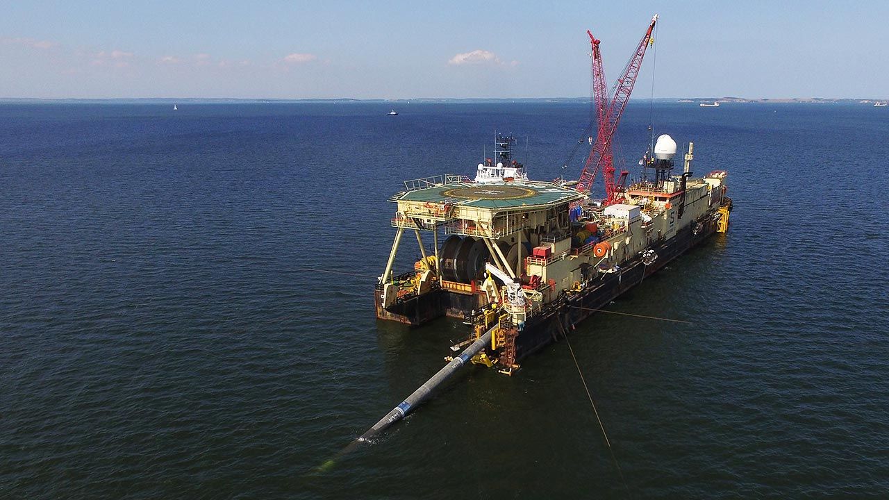 Budowa Nord Stream 2 ma być wznowiona jeszcze w maju (fot. Sean Gallup/Getty Images) Budowa Nord Stream 2 ma być wznowiona jeszcze w maju (fot. Sean Gallup/Getty Images)