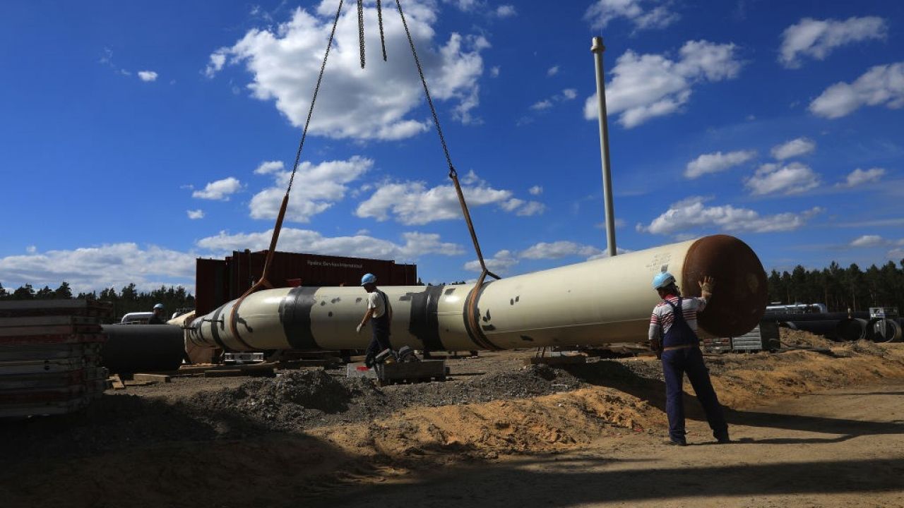 Rosyjska firma MRTS poinformowała 5 sierpnia, że nie będzie uczestniczyć w układaniu rur dla gazociągu Nord Stream 2 w wodach Danii (fot. Krisztian Bocsi/Bloomberg via Getty Images) Rosyjska firma MRTS poinformowała 5 sierpnia, że nie będzie uczestniczyć w układaniu rur dla gazociągu Nord Stream 2 w wodach Danii (fot. Krisztian Bocsi/Bloomberg via Getty Images)