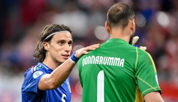 Riccardo Calafiori ma na dniach podpisać kontrakt z Arsenalem (fot. Getty)