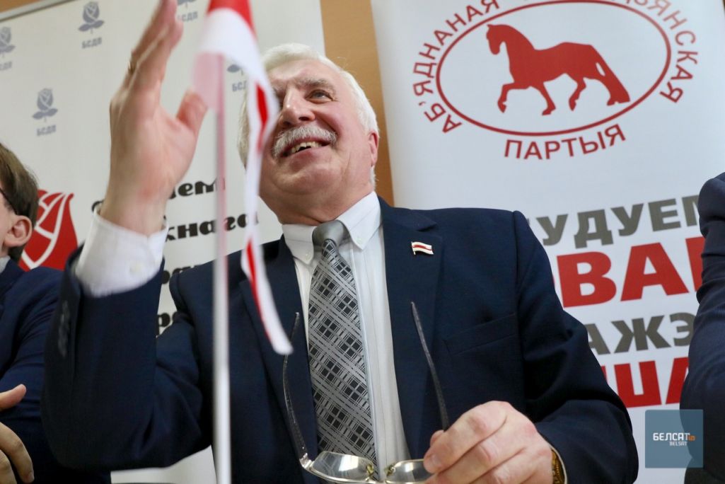 Рыгор Кастусёў на прэс-канферэнцыі ў офісе «Руху за свабоду». Менск, Бела (Фота: Аліса Ганчар / Белсат)