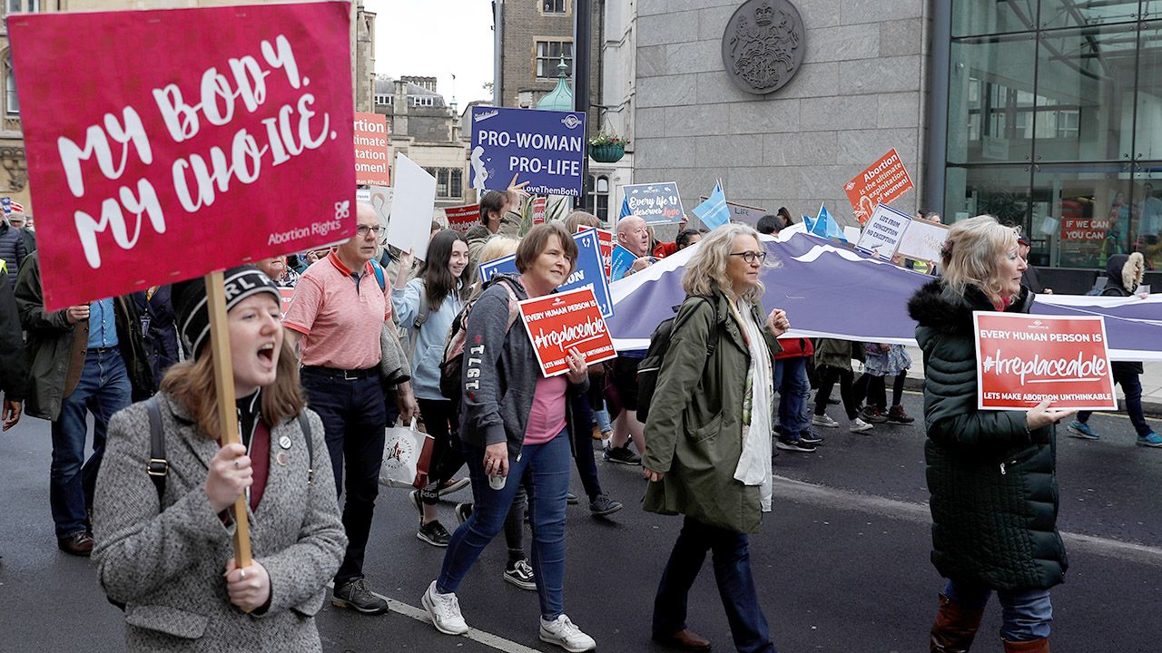 Do tej pory usunięcie ciąży w Irlandii Północnej było dozwolone w przypadkach – gdy istniało poważne zagrożenie dla życia lub zdrowia matki (fot. REUTERS/Peter Nicholls) Do tej pory usunięcie ciąży w Irlandii Północnej było dozwolone w przypadkach – gdy istniało poważne zagrożenie dla życia lub zdrowia matki (fot. REUTERS/Peter Nicholls)