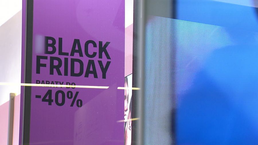 Szaleństwo zakupów. „Black Friday” w sklepach i galeriach