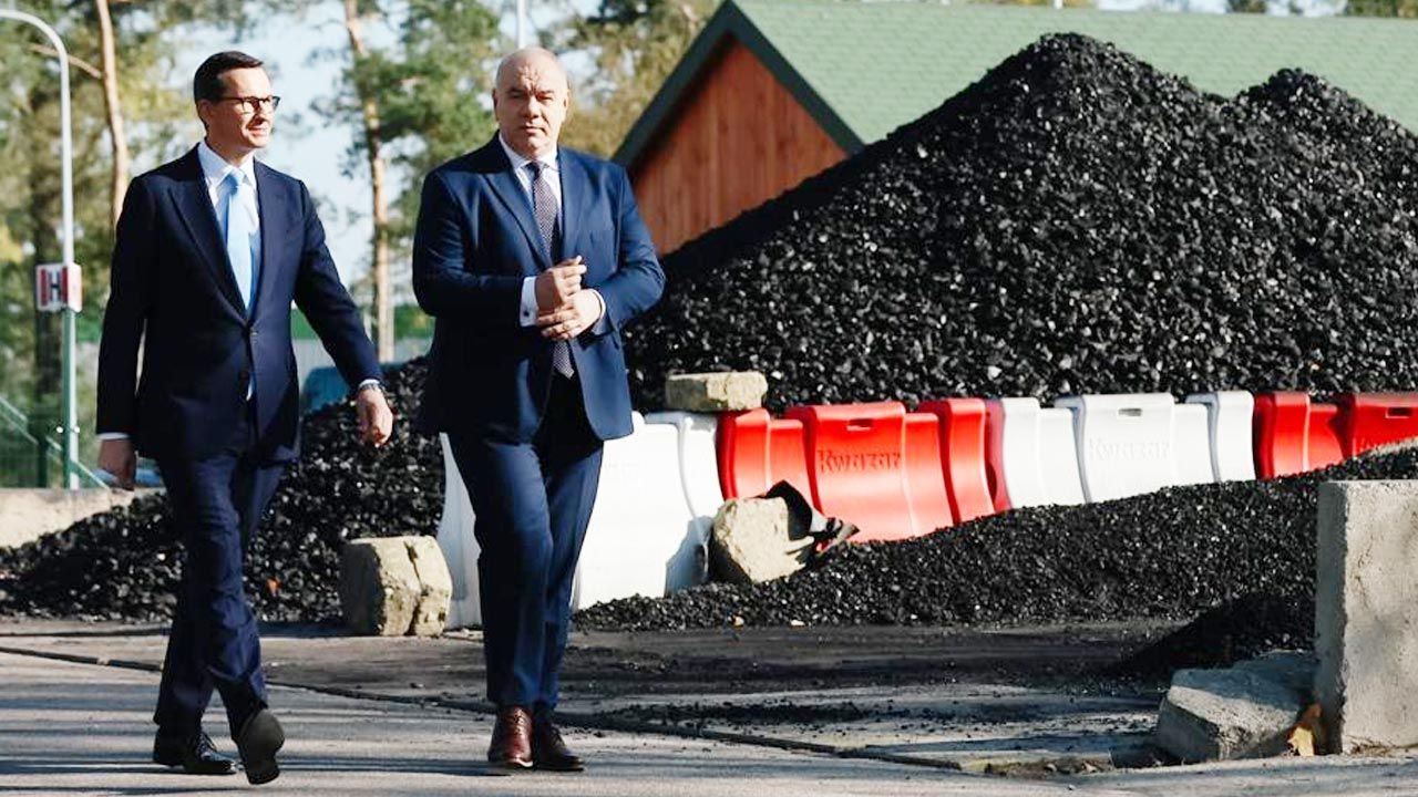 Premier zapewnia, że dostaw węgla do gospodarstw wystarczy (fot. FB/Mateusz Morawiecki)
