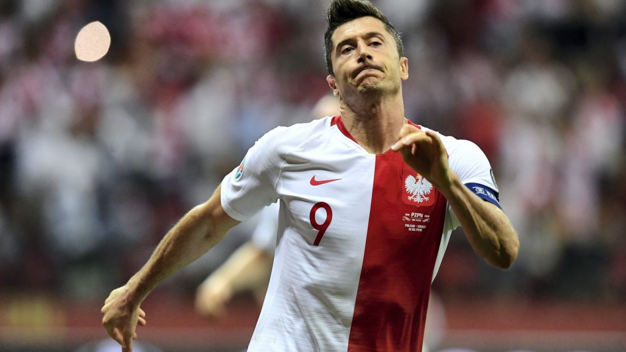El. Euro 2020. Robert Lewandowski: gra dwójką napastników ...