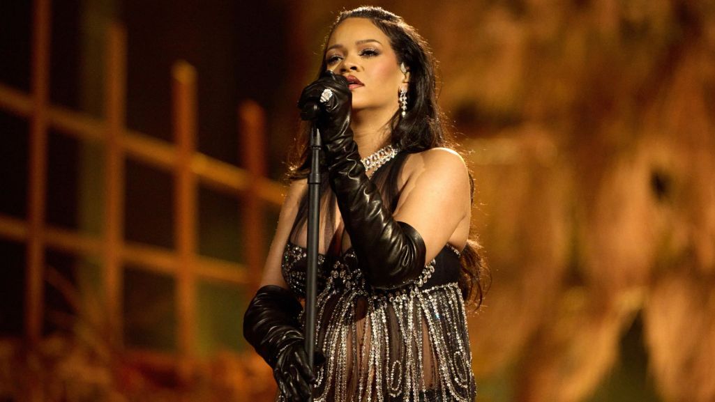 Rihanna wykonała na 95. gali wręczenia Oscarów nominowaną piosenkę „Lift Me Up”. Fot. SI (Avalon)/PAP