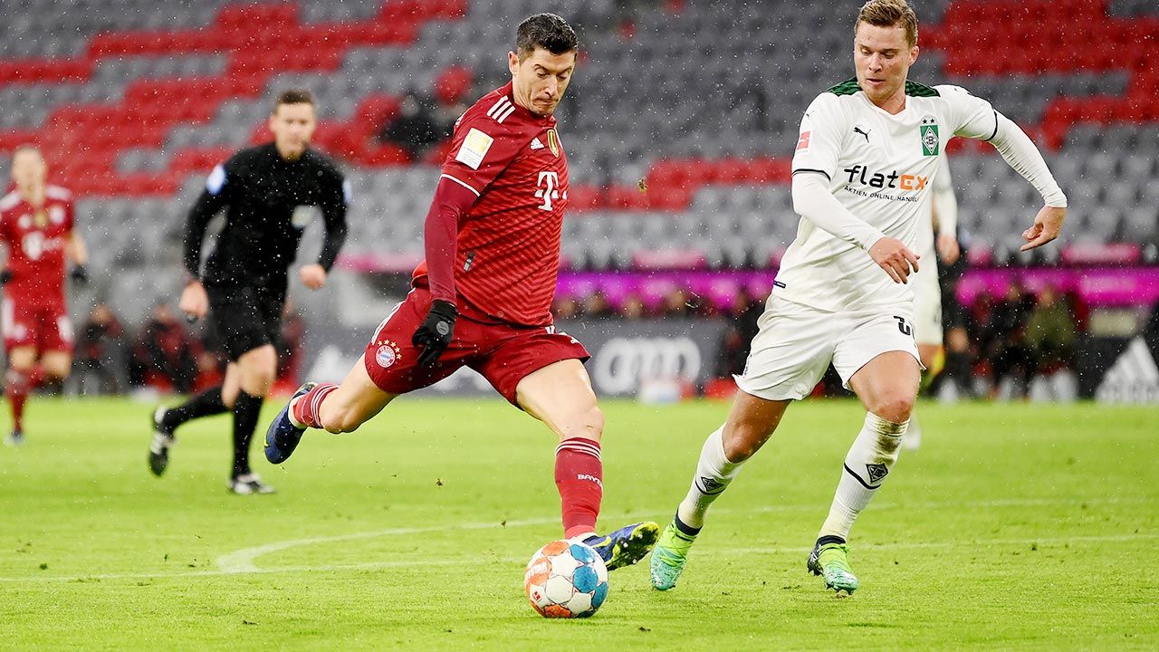 To już 20. bramka Roberta Lewandowskiego w tym sezonie Bundesligi (fot. Sebastian Widmann/Getty Images) To już 20. bramka Roberta Lewandowskiego w tym sezonie Bundesligi (fot. Sebastian Widmann/Getty Images)