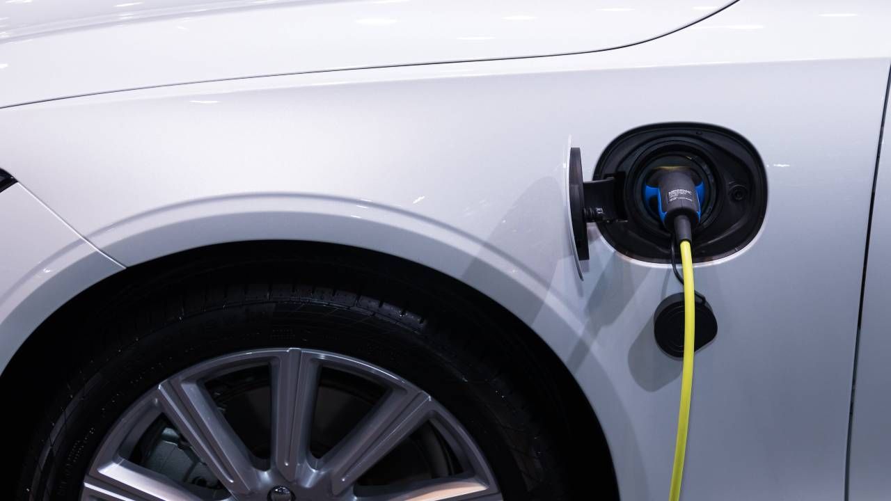 Auta elektryczne to coraz częstszy widok na polskich drogach (fot. Pexels) Auta elektryczne to coraz częstszy widok na polskich drogach (fot. Pexels)