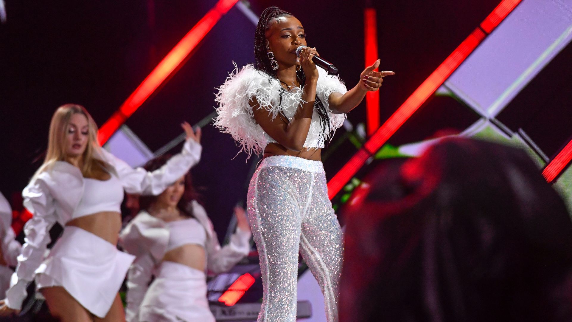 Na scenie zaprezentowała się finalistka 14. edycji „The Voice of Poland”, Becky Sangolo. Fot. Mieszko Piętka/AKPA