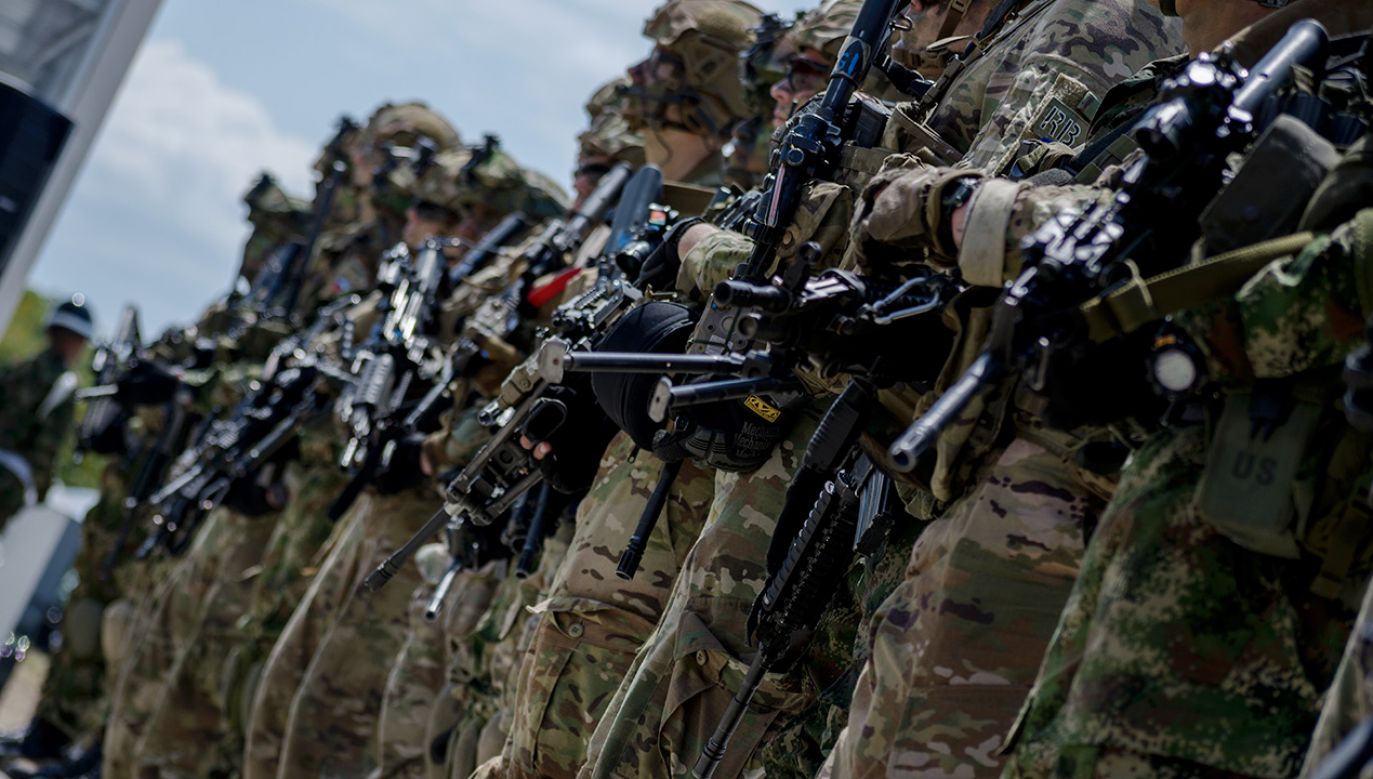 Ok. 8,5 tys. żołnierzy USA zostało postawione w stan wyższej gotowości (fot. Vanessa Gonzalez/NurPhoto via Getty Images)