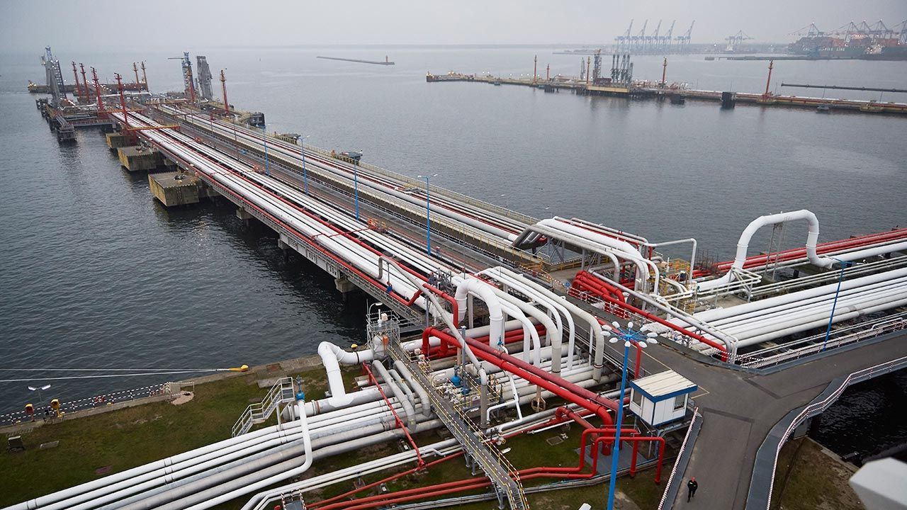 Z gdańskiego Naftoportu można przesyłać ropę do Niemiec (fot. PAP/Adam Warżawa)