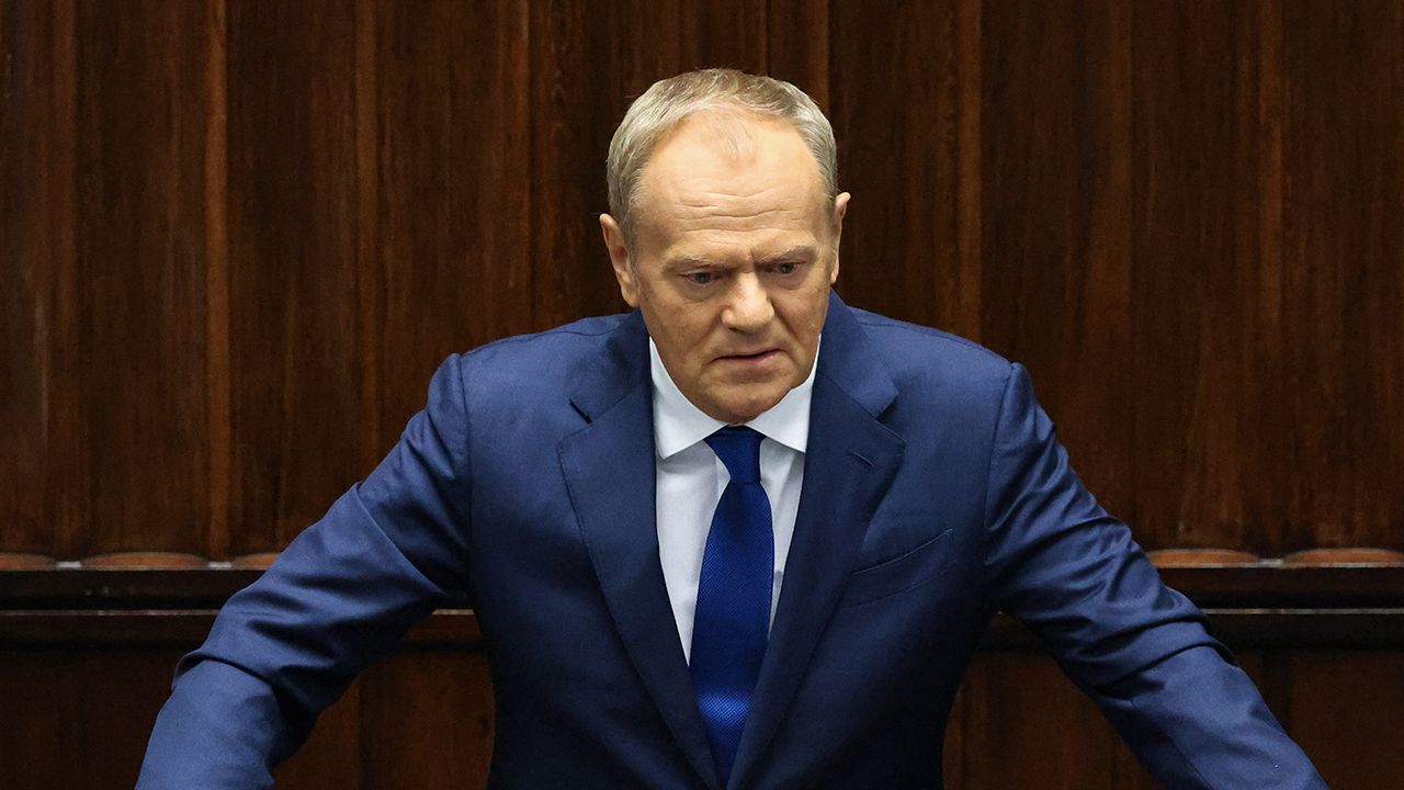 Premier broni ministry klimatu. „Chcielibyście zmienić Sejm w wielką klatkę”