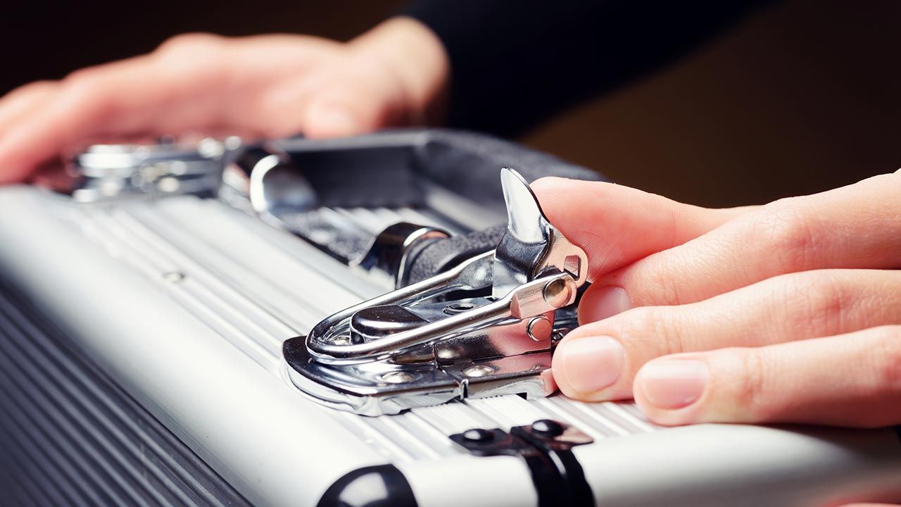 Konwojent został pobity (fot. Shutterstock/Efired) Konwojent został pobity (fot. Shutterstock/Efired)