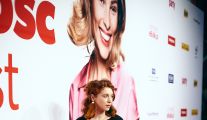 Fot. Ewa Kalinowska/ Aleksandra Kujawiak na premierze filmu "Miłość jest blisko"