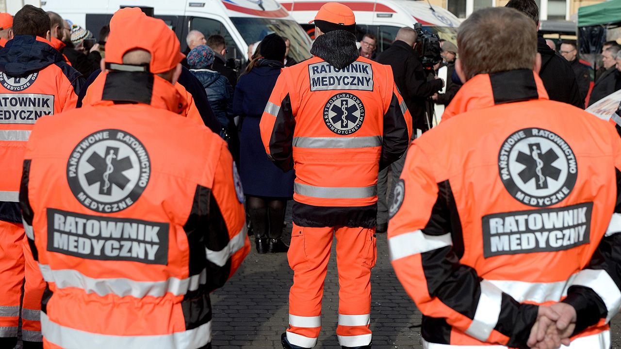W opinii Romana Badacha-Rogowskiego zaległe pieniądze mogą trafić do ratowników za dwa miesiące (fot. arch. PAP/Darek Delmanowicz) W opinii Romana Badacha-Rogowskiego zaległe pieniądze mogą trafić do ratowników za dwa miesiące (fot. arch. PAP/Darek Delmanowicz)