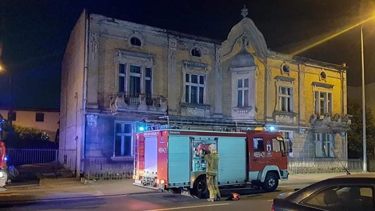 Ewakuowano kilkadziesiąt osób (fot. OSP KSRG Kościan) Ewakuowano kilkadziesiąt osób (fot. OSP KSRG Kościan)
