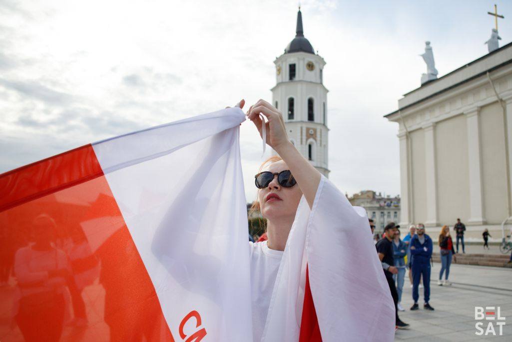 Здымак мае ілюстрацыйны характар. Міжнародная акцыя «Дзень салідарнасці» прайшла ў Вільне ў трэцюю гадавіну прэзідэнцкіх выбараў у Беларусі. (Фота: Белсат)