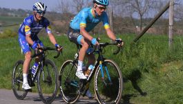 Kolarze na trasie wyścigu Amstel Gold Race (fot. Getty Images)