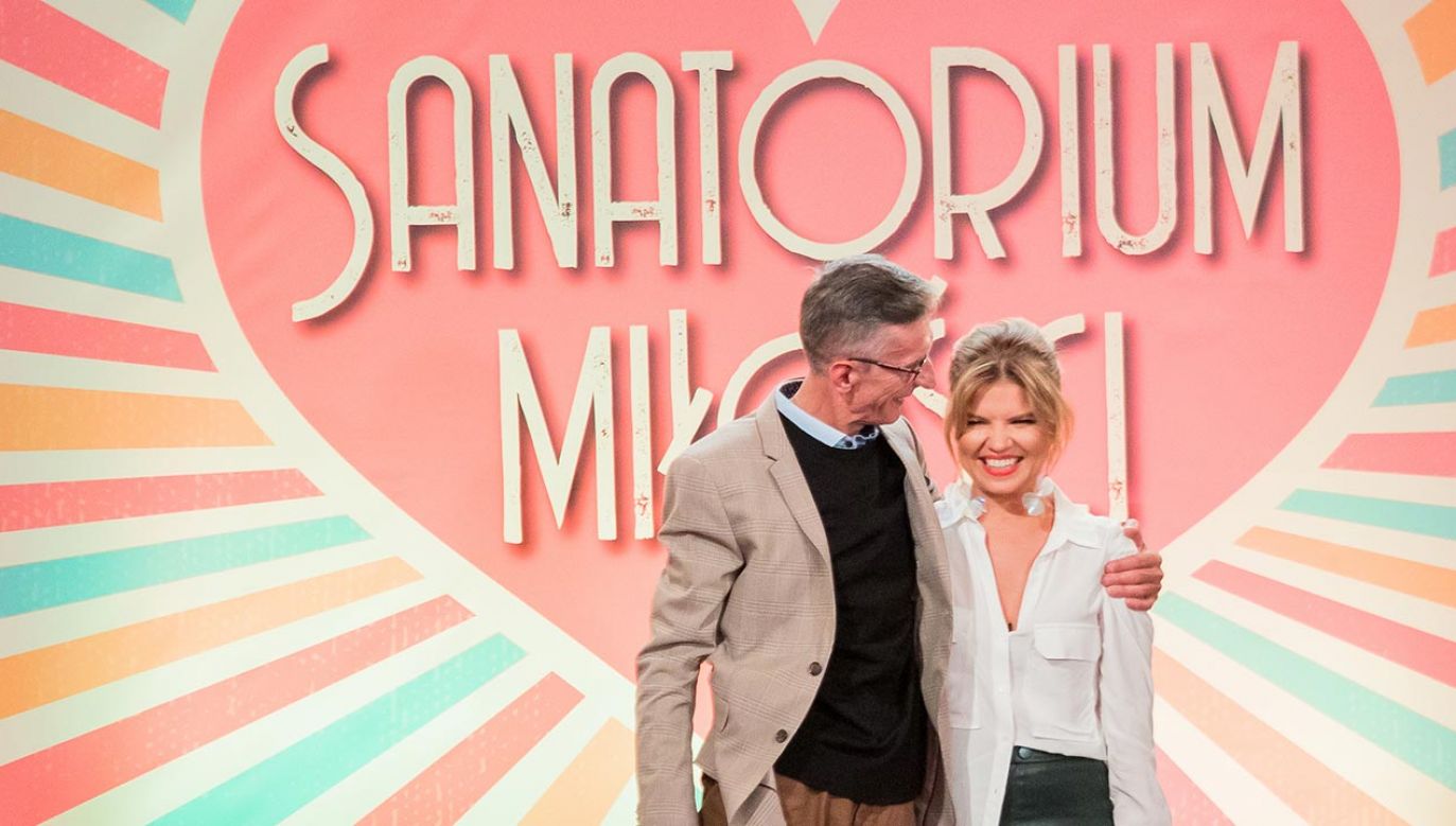 Sanatorium Milosci Tvp Adam Siewierski Wzial Slub Marta Manowska Pokazala Zdjecie Wybranki Kim Jest Zona Pana Adama Tvp Info