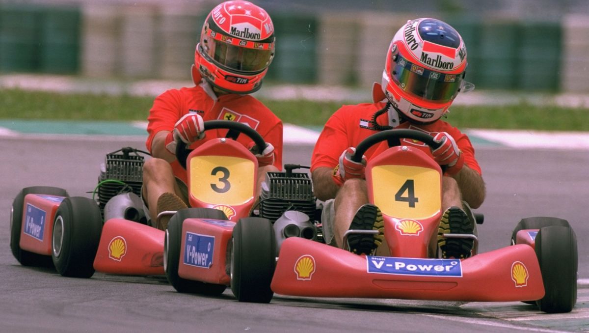 Michael Schumacher (L) i Rubens Barichello (P) podczas wyścigów gokartowych (fot. Getty) Michael Schumacher (L) i Rubens Barichello (P) podczas wyścigów gokartowych (fot. Getty)