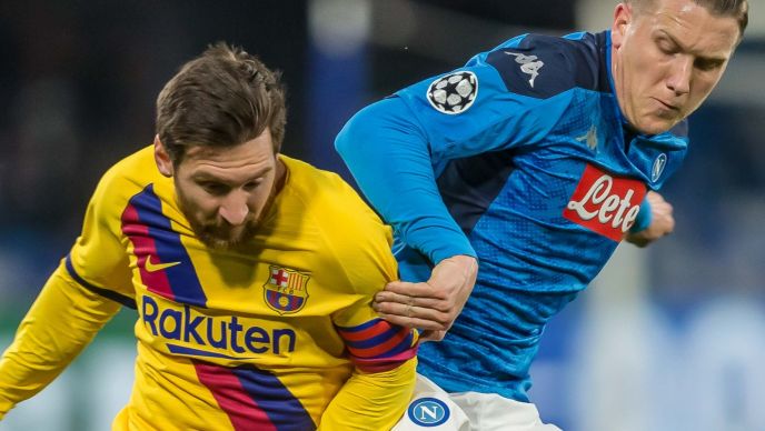 Liga Mistrzow Mecz Barcelona Napoli Moze Zostac Przeniesiony Do