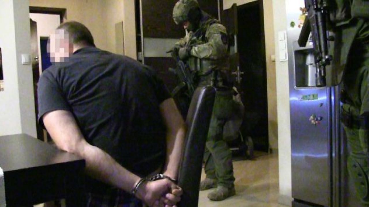 Jeden z zatrzymanych członków gangu Rafała B.(fot. policja) Jeden z zatrzymanych członków gangu Rafała B.(fot. policja)